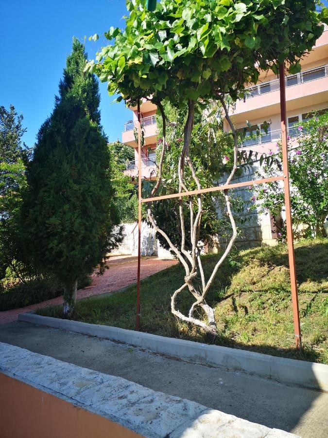 Complex Karia III Apartment Kavarna Luaran gambar