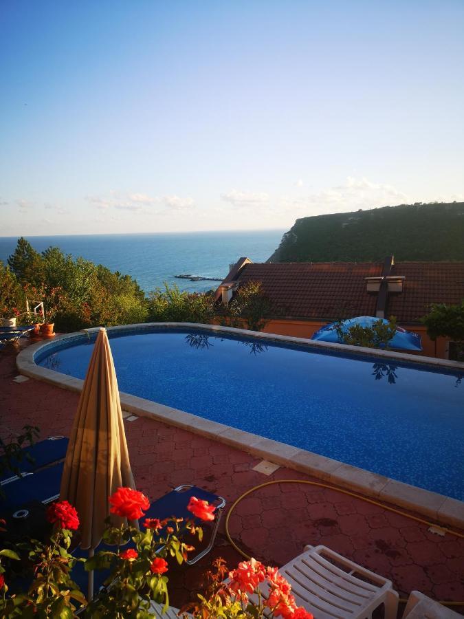 Complex Karia III Apartment Kavarna Luaran gambar